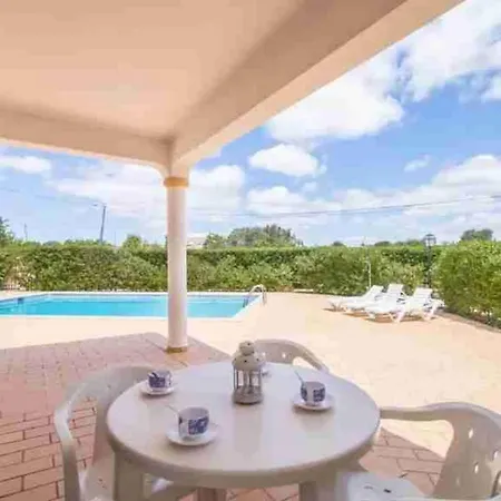 Villa 4 Bedroom Lombos With Pool In Porches Lagoa (Algarve)