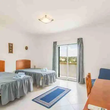 4 Bedroom Lombos With Pool In Porches Villa Lagoa (Algarve)