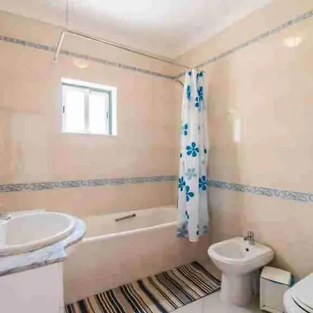 4 Bedroom Lombos With Pool In Porches Villa *