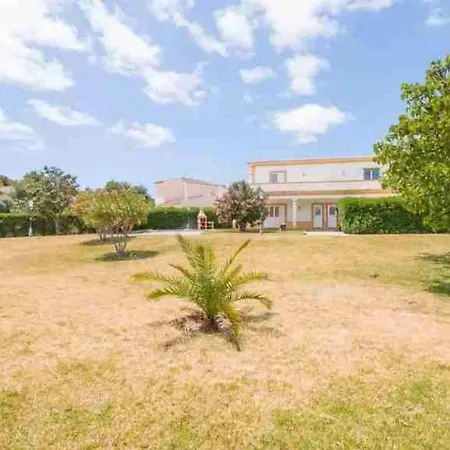 4 Bedroom Lombos With Pool In Porches Villa Lagoa (Algarve)